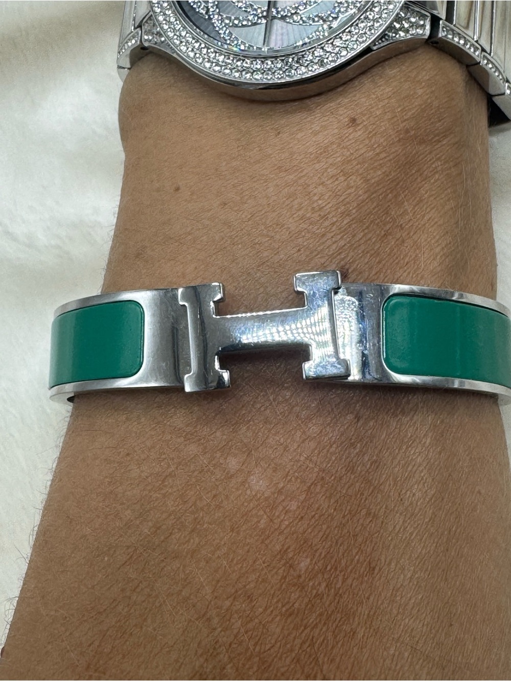 Silver Tone Green Enamel Stainless Steel Bangle Bracelet - Picture 3 of 7